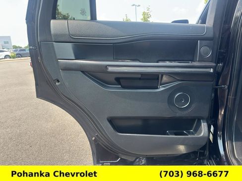 Used 2019 Ford Expedition XLT w/ Equipment Group 202A AWD/4WD image 24