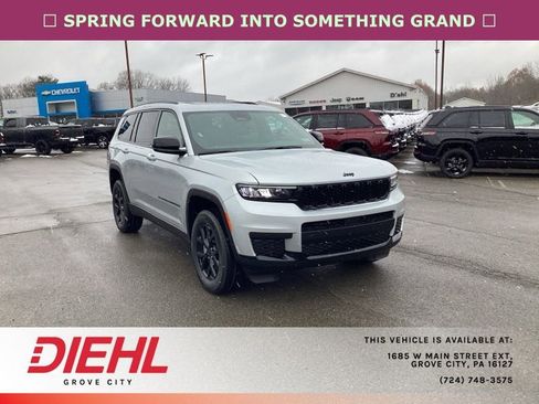 New 2025 Jeep Grand Cherokee L Altitude AWD/4WD image 1