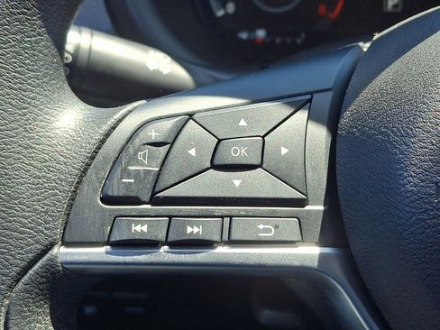 Certified 2023 Nissan Kicks SV FWD image 21