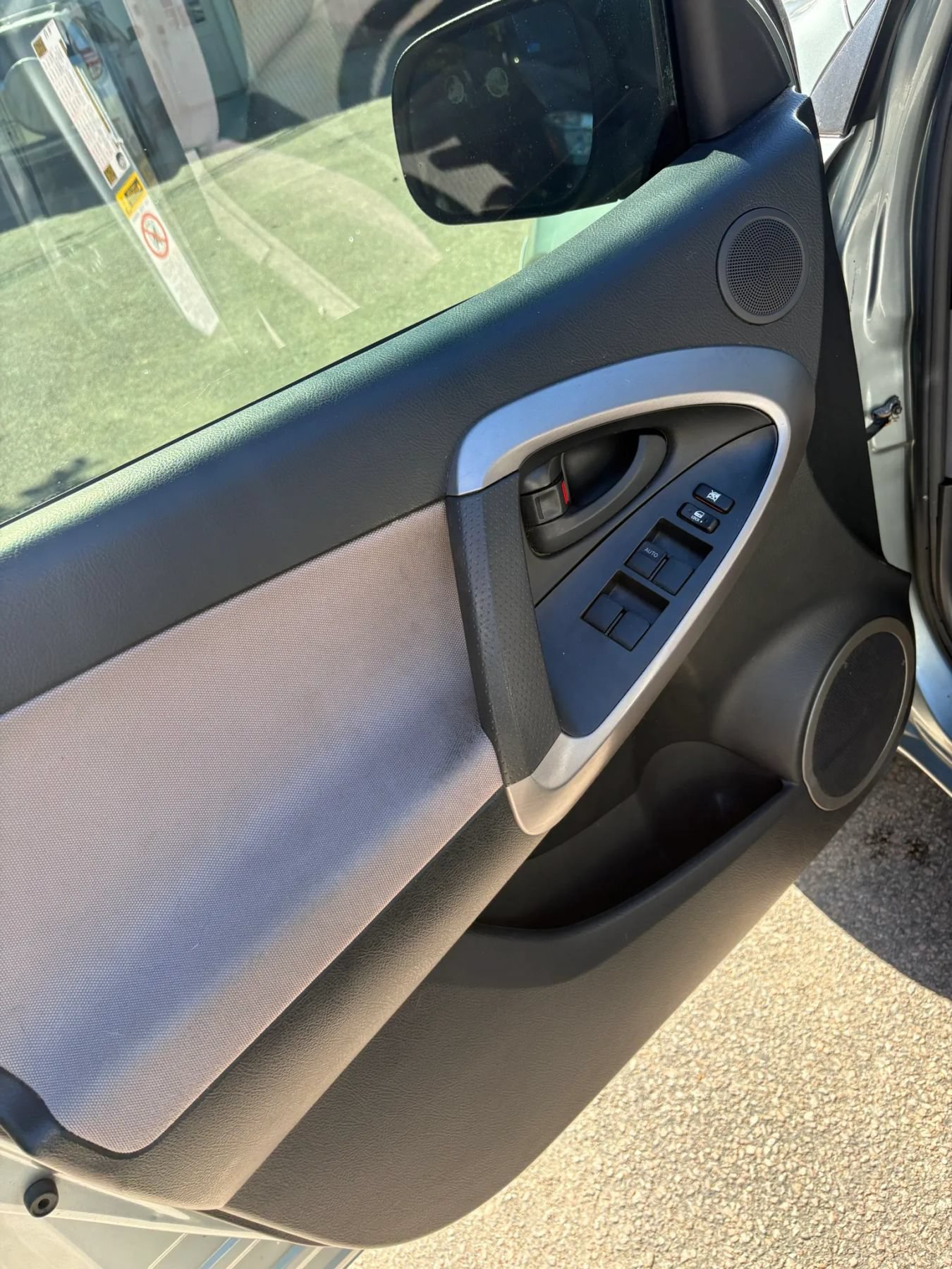 Used 2007 Toyota RAV4 2WD image 48