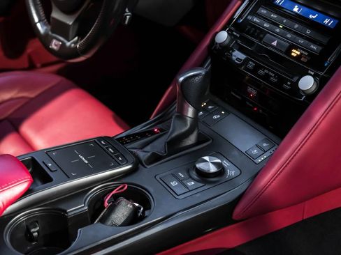 Used 2022 Lexus IS 500 image 23