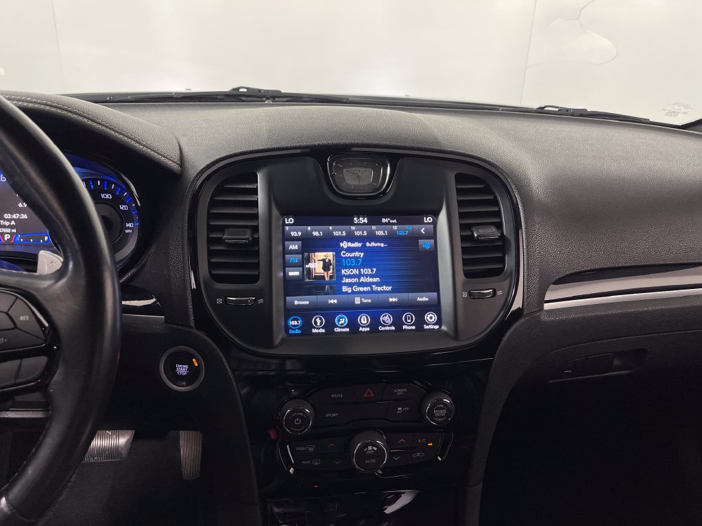 Used 2019 Chrysler 300 S RWD image 16