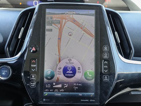 Used 2022 Toyota Prius Prime XLE image 13