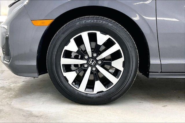 Certified 2025 Honda Odyssey EX-L image 10