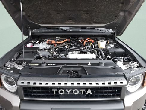 Used 2024 Toyota Land Cruiser AWD/4WD image 9
