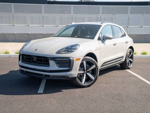 New 2026 Porsche Macan AWD/4WD image 1