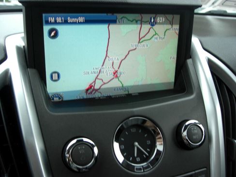 Used 2012 Cadillac SRX Luxury image 22