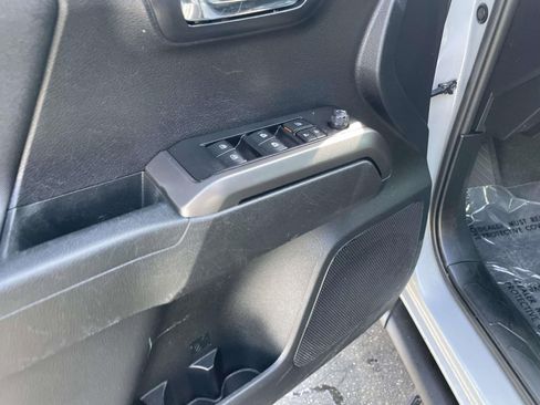 Used 2021 Toyota Tacoma TRD Sport image 22