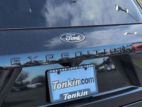 New 2025 Ford Expedition Platinum w/ Stealth Performance Package image 28