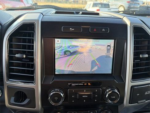 Used 2019 Ford F150 Lariat image 26