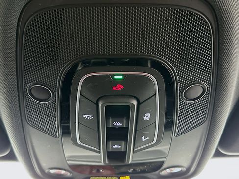 Used 2023 Audi SQ8 Prestige w/ Prestige Package AWD/4WD image 18