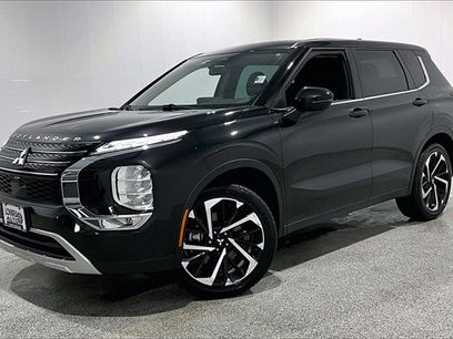Used 2023 Mitsubishi Outlander SE
