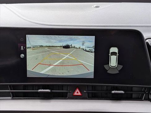 Used 2023 Kia Sportage EX image 13