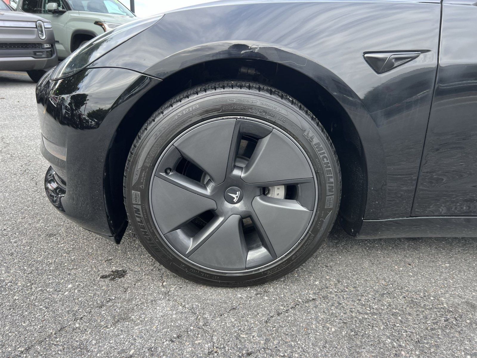Used 2023 Tesla Model 3 Standard Range RWD image 12