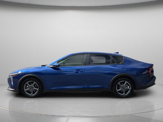 Used 2025 Kia K4 FWD image 3
