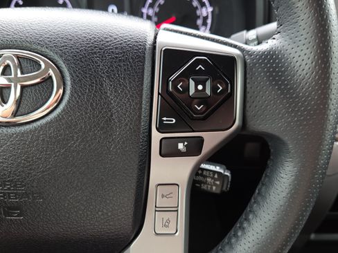 Certified 2022 Toyota 4Runner SR5 RWD image 29