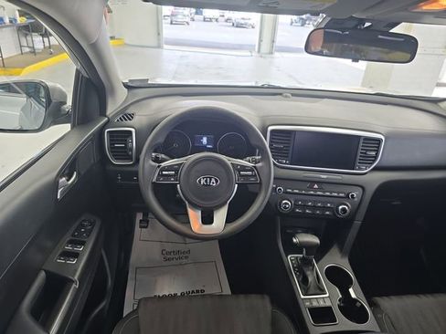 Used 2021 Kia Sportage LX image 12