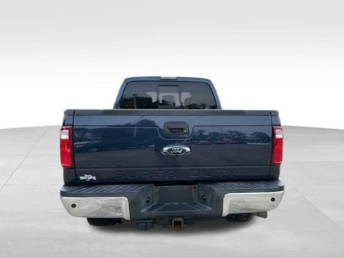 Used 2015 Ford F250 Lariat w/ Lariat Interior Package image 9