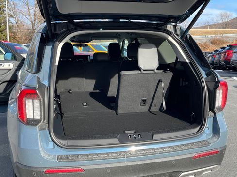 New 2026 Ford Explorer Active w/ Active Comfort Package image 13