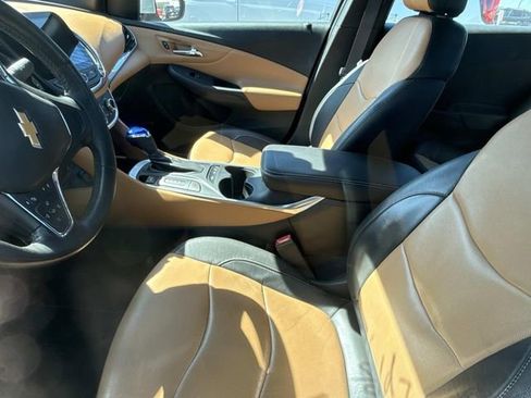 Used 2017 Chevrolet Volt Premier w/ Driver Confidence II Package image 9