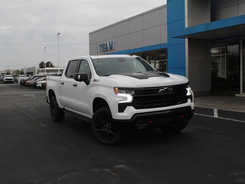 New 2026 Chevrolet Silverado 1500 LT Trail Boss w/ LT Trail Boss Premium Package AWD/4WD image 2