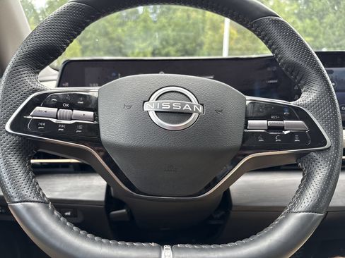 Certified 2023 Nissan Ariya FWD image 14