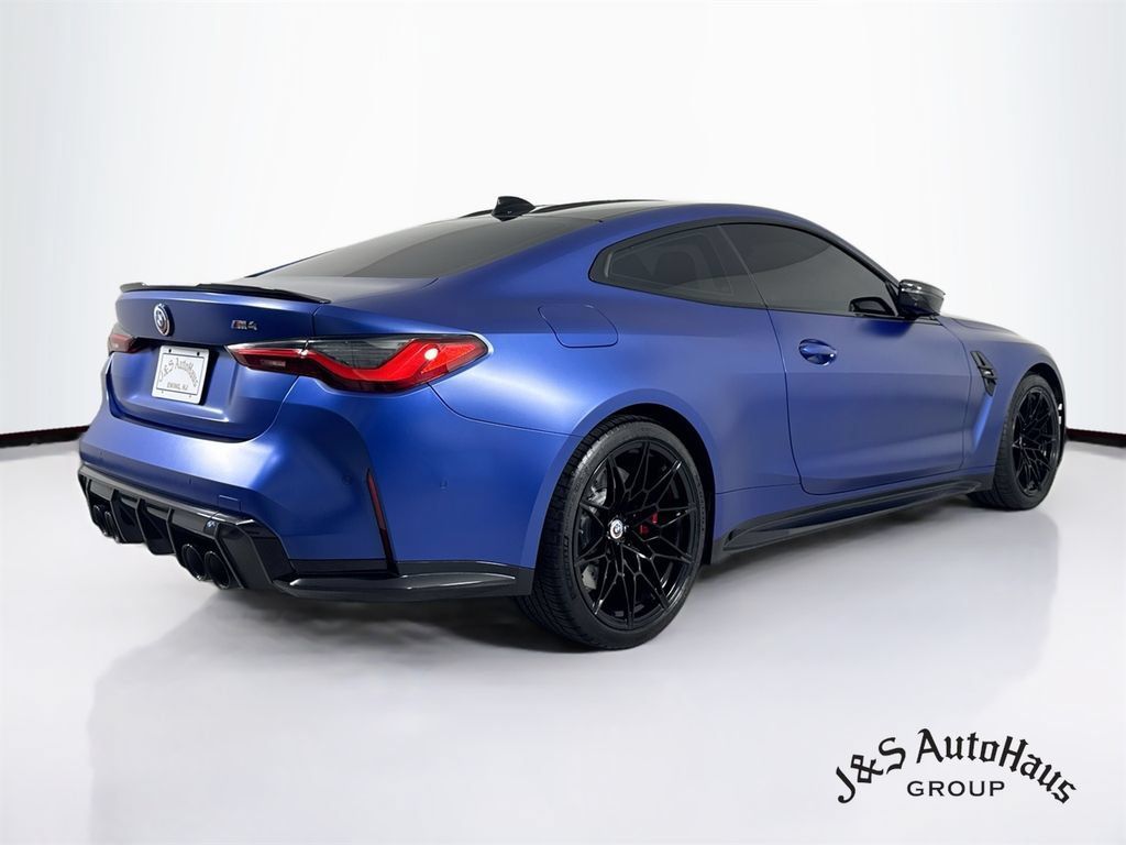 Used 2023 BMW M4 Coupe w/ M Carbon Exterior Package RWD image 7