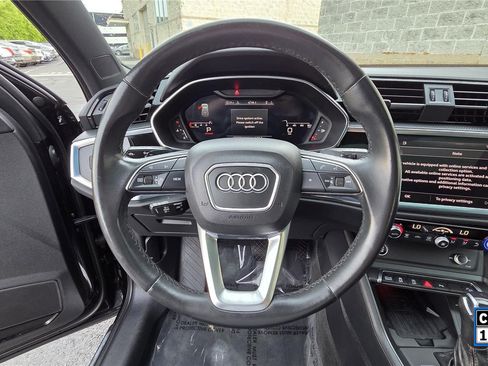 Used 2023 Audi Q3 2.0T Premium Plus w/ Premium Plus Package AWD/4WD image 18