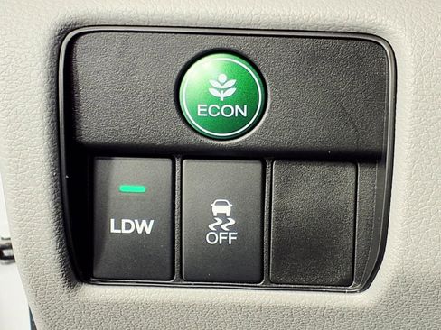 Used 2013 Honda Accord EX-L image 16