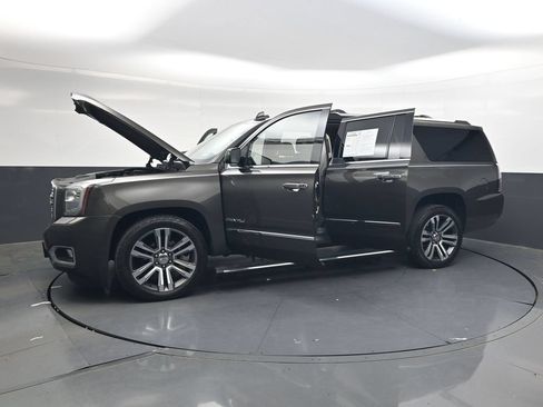 Used 2019 GMC Yukon XL Denali w/ Denali Ultimate Package RWD image 45