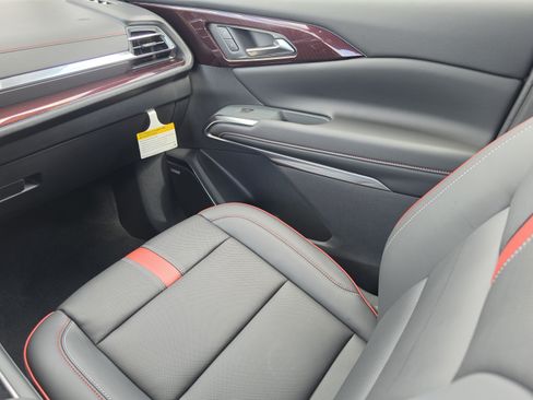 New 2027 Chevrolet Traverse RS FWD image 22