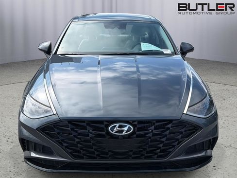 Used 2023 Hyundai Sonata Limited FWD image 9