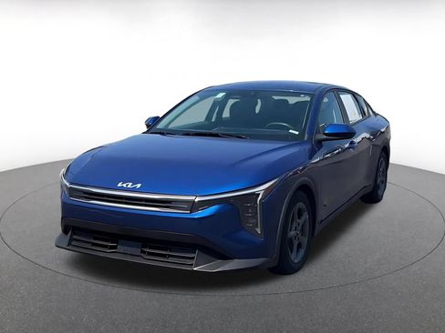 Used 2025 Kia K4 FWD image 7