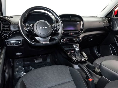 Certified 2022 Kia Soul GT-Line FWD image 7
