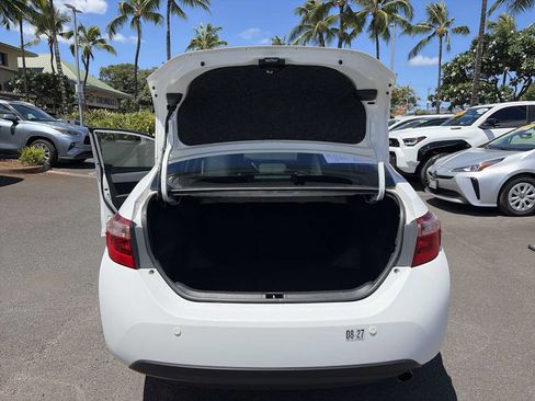 Used 2017 Toyota Corolla LE FWD image 20