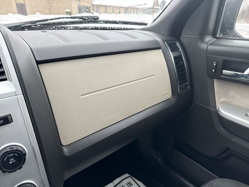 Used 2009 Mercury Mariner FWD 4dr V6 image 14