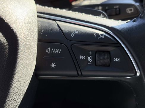 Used 2018 Audi Q5 2.0T Premium Plus w/ Premium Plus Package image 24