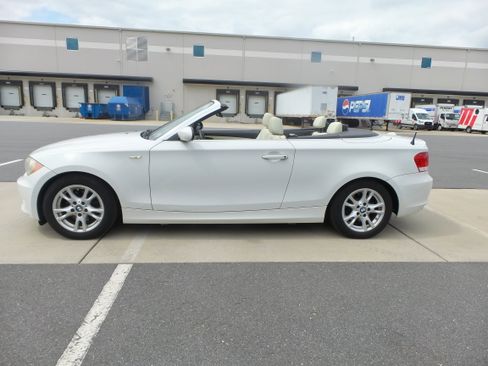 Used 2009 BMW 128i Convertible image 62