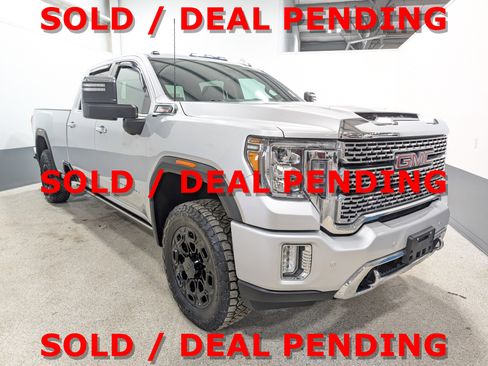 Used 2022 GMC Sierra 3500 Denali w/ Denali Ultimate Package image 1