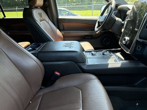 Used 2022 Ford Expedition Max King Ranch AWD/4WD image 5