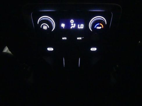 Used 2021 GMC Yukon XL SLT AWD/4WD image 24