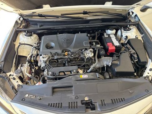 Used 2023 Toyota Camry XSE FWD image 22