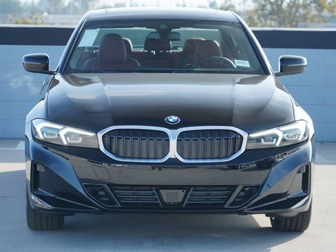 New 2026 BMW 330i Sedan w/ Convenience Package RWD image 2