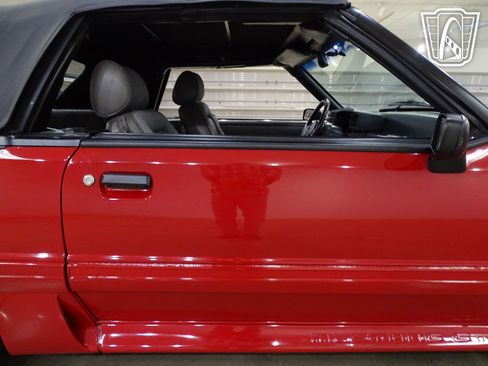 Used 1989 Ford Mustang GT image 33