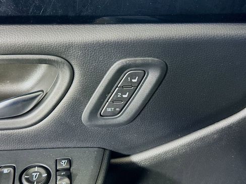 Used 2025 Honda Pilot TrailSport image 22