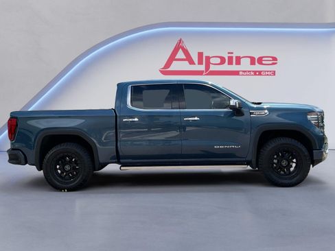 Used 2024 GMC Sierra 1500 Denali w/ Technology Package AWD/4WD image 6