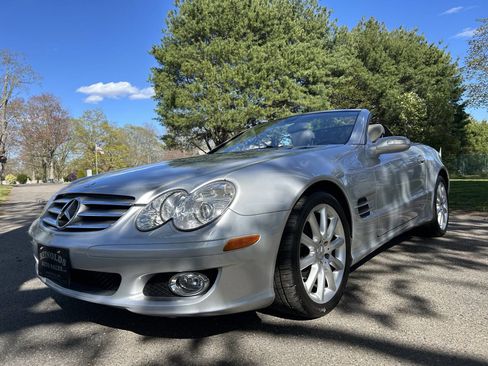 Used 2007 Mercedes-Benz SL 550 image 16