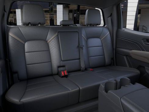 New 2026 GMC Canyon Denali w/ LPO, Denali Black Edition AWD/4WD image 41