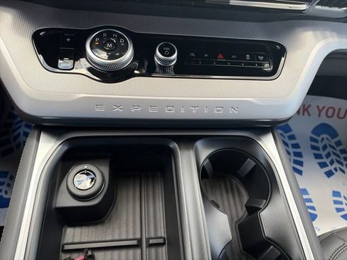 New 2026 Ford Expedition Active RWD image 23