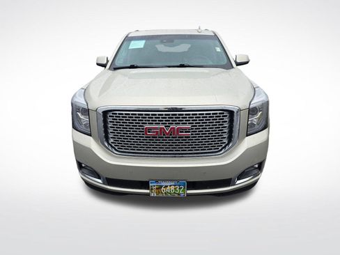 Used 2017 GMC Yukon XL Denali w/ Open Road Package AWD/4WD image 3